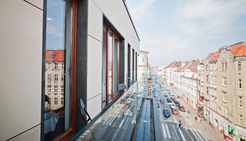 Apartamenty Homely Place Blisko Starego Rynku - Parking Poznań Exterior foto